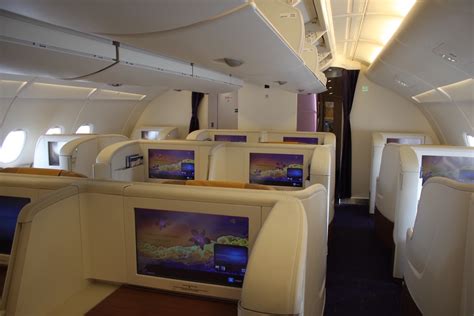 paris bangkok thai airways